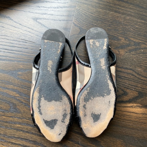 Burberry Slingback Sandals (Flats) - Picture 5 of 5